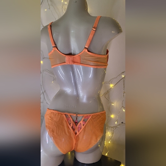 Honey Birdette Vibrant Orange and Pink Bra Set Lot 126 - Picture 9 of 12